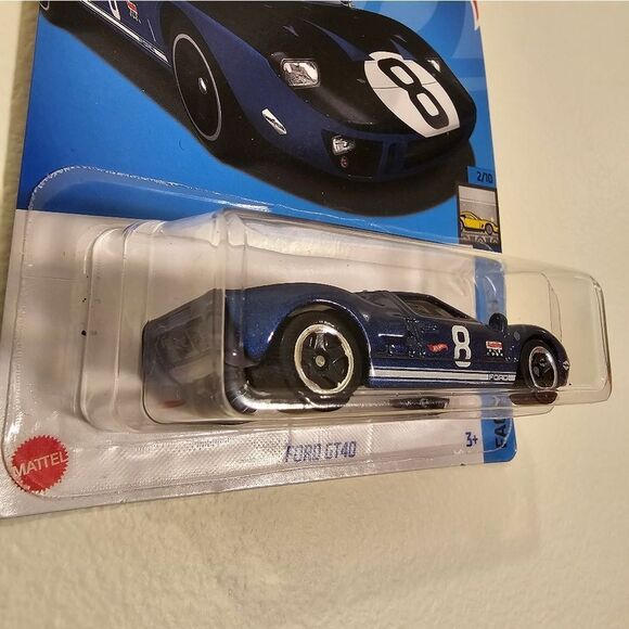 Hot Wheels Car Ford GT40 Factory Fresh Hotwheels Mainline 2024 New - Picture 3 of 7